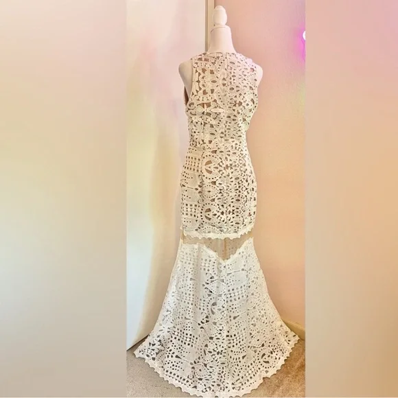 Andrea Embroidered Gown - White - Picture 5 of 5